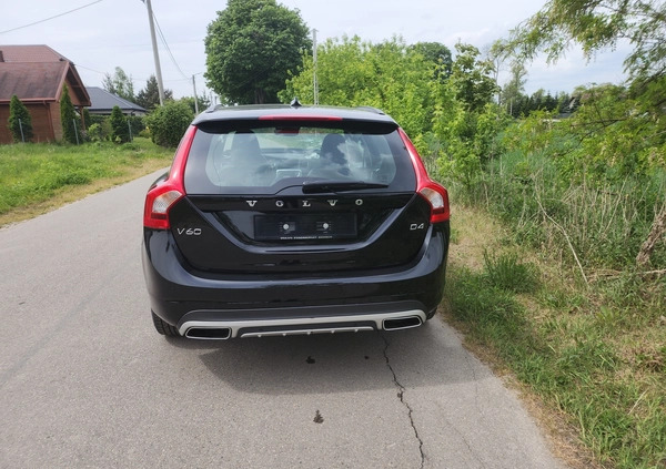 Volvo V60 cena 24800 przebieg: 166000, rok produkcji 2015 z Siedlce małe 67